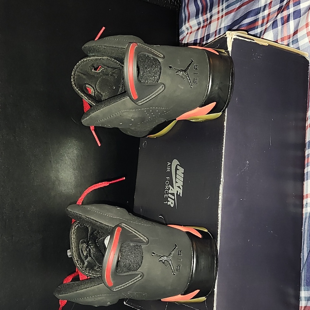 Air Jordan retro 6 2007 athletic shoes mens size 8.5